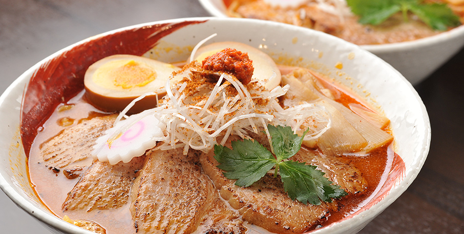 すすきのラーメン「元祖辛味噌ラーメン 札幌海老秀」