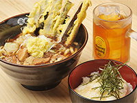 博多名物 元祖 肉肉うどん すすきの店